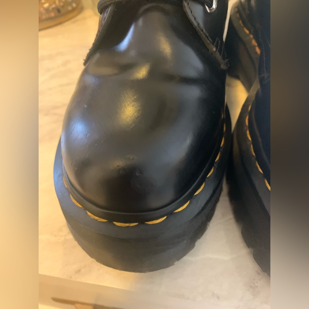 Dr Martens Hello Kitty size 7 - Picture 5 of 11